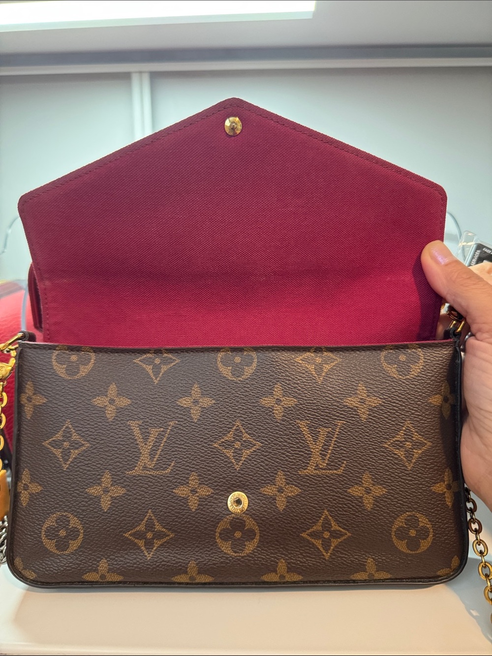 AUTHENTIC Louis Vuitton Monogram Crossbody Bag in Brown with Gold Chain - COA - Picture 8 of 17